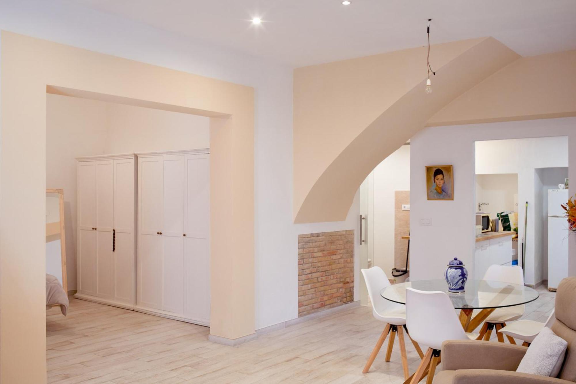 Loft Con Encanto En El Corazon Historico De Peralada Esterno foto